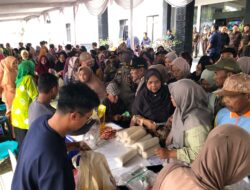 Pasar Murah Kejari Magetan, Warga Antusias Serbu Sembako Murah