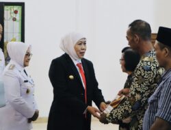 Gubernur Jatim Serahkan Santunan Korban Kecelakaan KA Malioboro Ekspres di Magetan