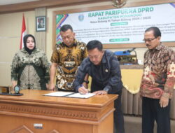 DPRD Ponorogo Sahkan Raperda APBD 2024, Sampaikan Enam Rekomendasi Penting