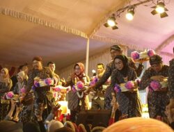 Jamasan Pusaka dan Andum Berkah Bolu Rahayu Ramaikan Malam Sakral Jaya Jayaning Nuswantara
