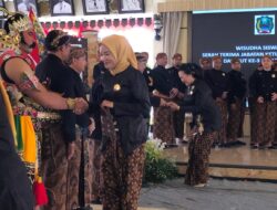 Paguyuban Pranatacara Magetan Kukuhkan Ketua Baru, Wisuda Lulusan Pasinaon, dan Rayakan HUT ke-3
