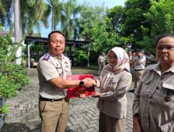 Lima Pegawai Kantor Pertanahan Kabupaten Madiun Terima Tanda Kehormatan Satya Lencana Karya Satya dari Presiden RI