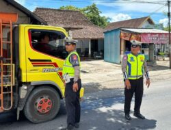 Kendaraan Over Dimension Dapat Teguran dan Himbauan dari Satlantas Polres Ponorogo