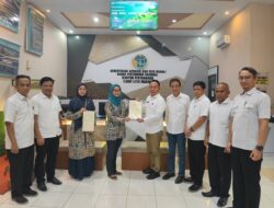 Kantor Pertanahan Kabupaten Madiun Serahkan Sertipikat Aset BMN Jalan Tol Kementerian PU