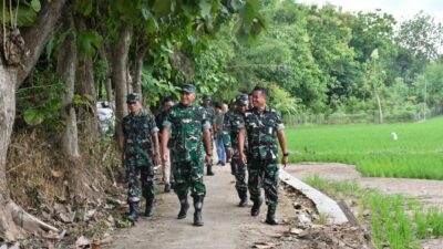 Danrem 081/Dsj dan Dandim Ponorogo Tinjau Lokasi Calon Jembatan Gantung