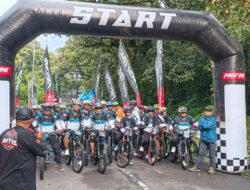 Ribuan Pesepeda Ramaikan Jalur Turunan Gunung Lawu