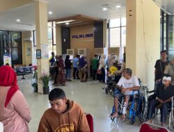 Antrean Membludak Peserta BPJS di RSUD Sayidiman Magetan, Ini Pemicunya