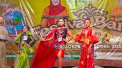 Debut di Fashion Show, Angella Raih Penghargaan Best Costume Festival Bambu Magetan