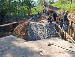 Jembatan Permanen Gantikan Sesek Kali Midodaren, Akses Warga Kian Aman