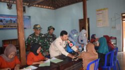 Lansia Desa Bulu Lor Antusias Ikuti Sosialisasi Kesehatan dan Pemeriksaan Gratis