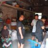 Berkah TMMD 129: Mbah Sirah Masak untuk 11 Anggota Satgas di Bulu Lor