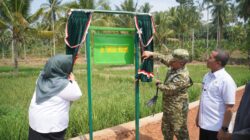 Karya Bakti TNI Kodim 0424/Tanggamus di Banjar Rejo Resmi Ditutup, Dandim Tekankan Gotong Royong