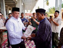 Menteri Nusron Serahkan Sertipikat Wakaf dan Bantuan dari MUI untuk Masjid Salman Alfarisi Aceh Tamiang