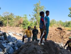 Kehadiran Satgas TMMD 129 Tumbuhkan Cita-cita Anak Bulu Lor Menjadi Prajurit TNI