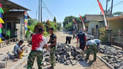 Jalan Keras Jadi Tantangan, Satgas TMMD 129 Bulu Lor Pakai Bor Beton untuk Galian Pondasi
