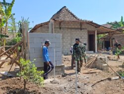 Rehab RTLH Tuntas, Satgas TMMD 129 Lanjutkan Pembangunan Kamar Mandi dan WC Miseni