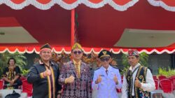 Berkibar di Ujung Negeri: Sekda Yustianus Pimpin Upacara HUT ke-81 RI di PLBN Jagoi Babang