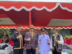 Berkibar di Ujung Negeri: Sekda Yustianus Pimpin Upacara HUT ke-81 RI di PLBN Jagoi Babang