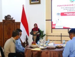 Kantor Pertanahan Kabupaten Magetan Hadiri Penyerahan Sertipikat Tanah dalam Rangka Penyelamatan dan Pemulihan Aset Pemerintah Daerah