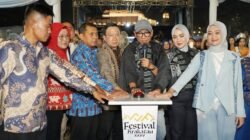 Penutupan Festival Krakatau XXXV Meriah, Ribuan Warga Padati Lapangan Saburai