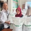 556 Keluarga di Pekon Walyojati Terima Bantuan Pangan Beras dari Kemensos