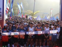 1.403 Peserta Taklukkan Tanjakan 260 Meter di Lawu Fun Run 2026