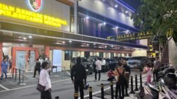 Surat Aksi Demo Tak Kunjung Diterima, Keluarga Korban Jadi Tersangka dan DPO Histeris hingga Pingsan