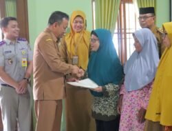 Wakil Bupati Magetan Serahkan 110 Sertipikat PTSL kepada Masyarakat Desa Sempol