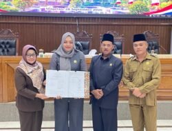 DPRD Magetan Setujui P-APBD 2026 Rp1,9 Triliun, Anggaran Mobil Dinas Camat Rp8,5 M Jadi Sorotan