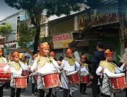 Meriahkan Hari Jadi ke-351 Magetan, 50 Grup SD-SMP Ikuti Parade Drum Band dari GOR Ki Mageti ke Alun-Alun